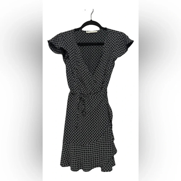 Abercrombie & Fitch Navy and White Wrap Dress Size Small Preppy Short Sleeve - Picture 1 of 4